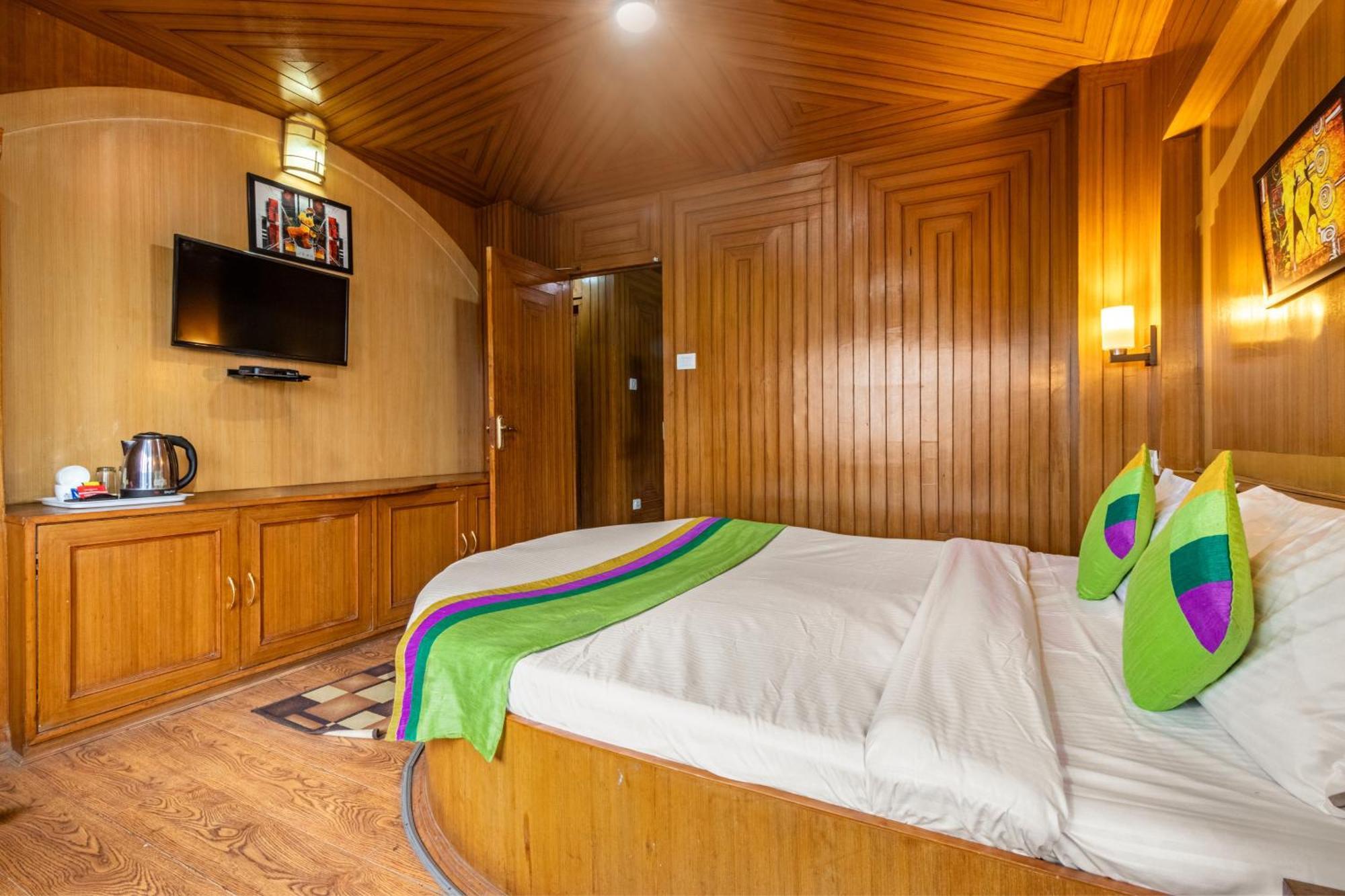 Treebo Snow View Resort Kufri With Mountain View Shimla Exterior foto