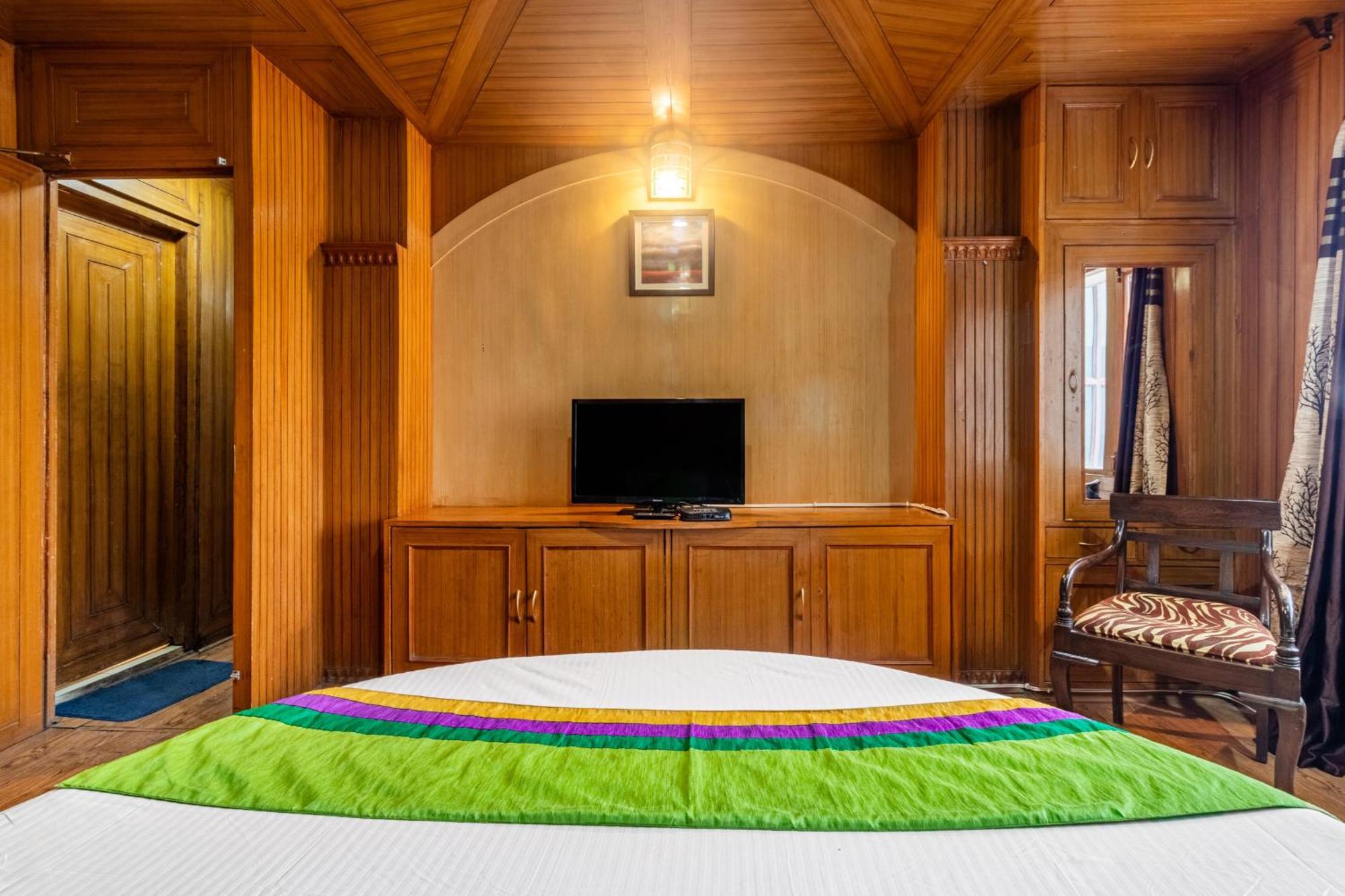 Treebo Snow View Resort Kufri With Mountain View Shimla Exterior foto
